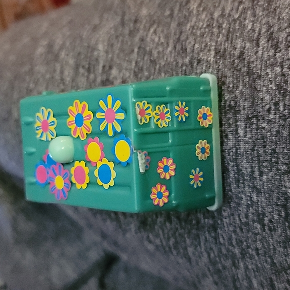 McDonalds Happy Meal Toy Van from Minions Rise Of Gru Despicable Me Movie - Picture 4 of 5